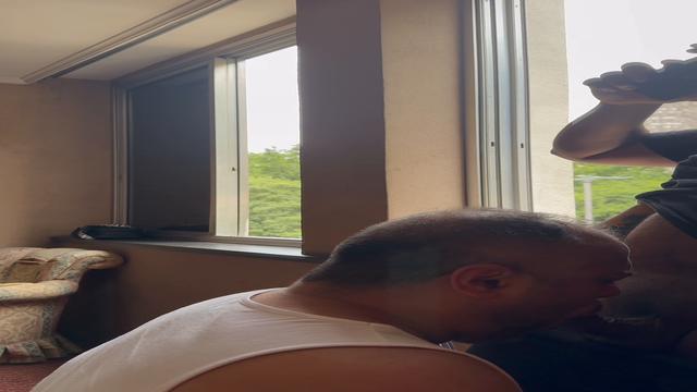 Negão Grandão me comendo no Motel do Centro SP