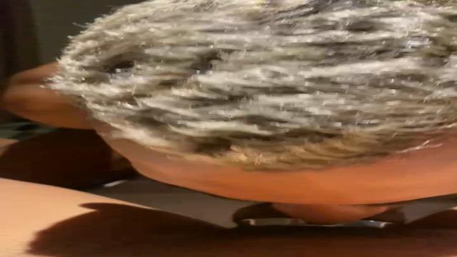 Mamando o marido da minha amiga  /propaganda 