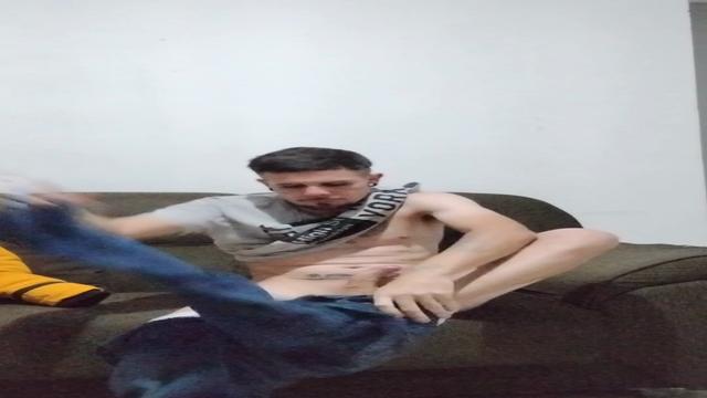 Gozei em casa ontem madrugada bora goza comigo ae aq...