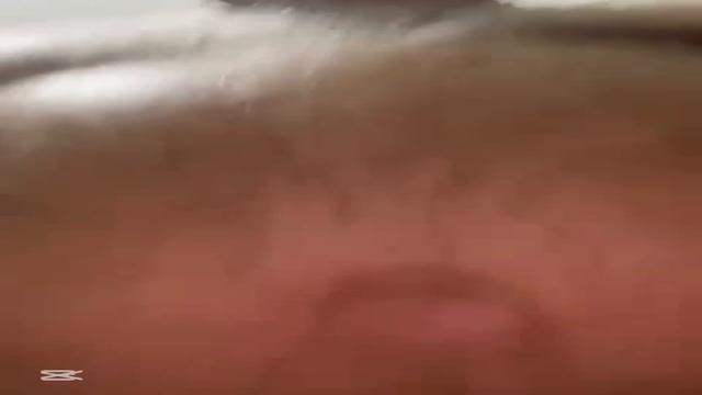 Paizão grandão gostoso bem safado querendo comer cuz...