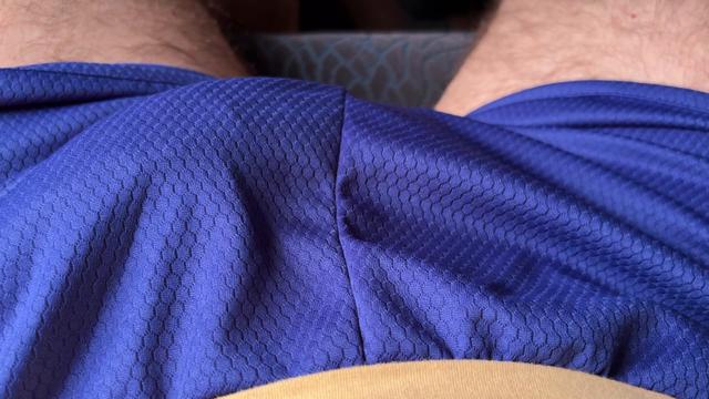 Vídeo 11 de 24 - exibindo o pau no onibus