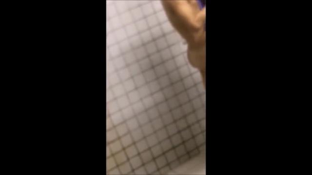 Vestiário masculino da natação