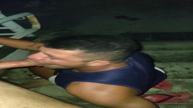 Seguidor engolindo minha pica 