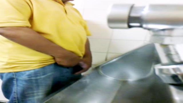 Pissing #10