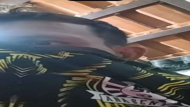 Coroa inédito pintor 49 anos muito safado gozador gostoso 