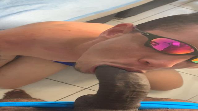 Sucking the jebao part 2, TO WATCH THE FULL VIDEO ON...