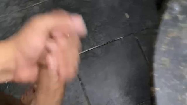 No espelho do banheiro ?