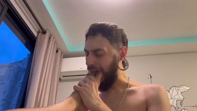 Ele realmente gostou dos meus pés ?