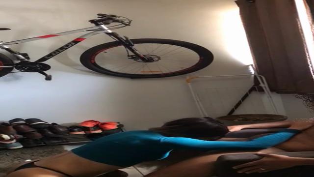 Negão casado c tsão 