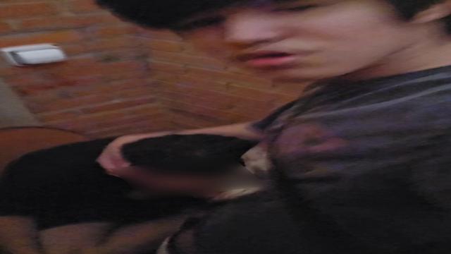 Botei o novinho pra mamar no banheiro da faculdade