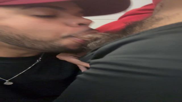 Aprontando bastante na estação com os pirocudo 