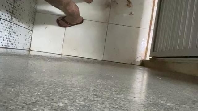 Caminhoneiro gostoso no banho
