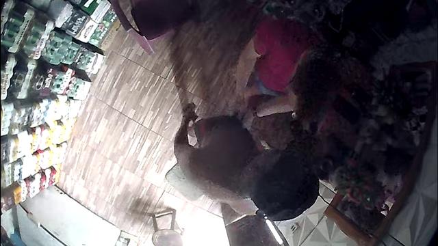 BARBEARIA DINDIN  PUTAO