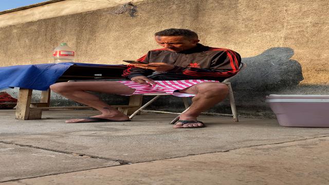 Tezão ao começar as divulgações do dia. 