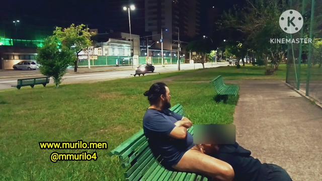 PRÉVIA GRÁTIS ... COMI O PUTINHO NA PRAÇA 