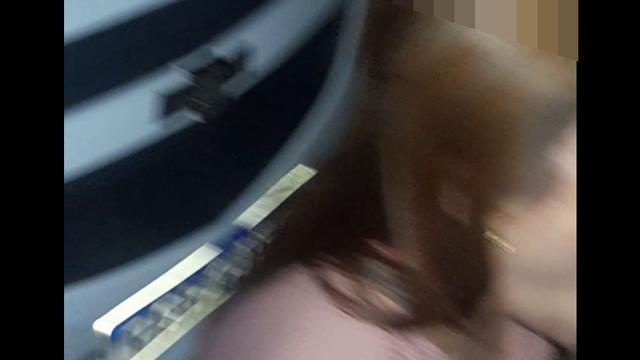 Meu amante que é um macho de verdade, parou o carro ...