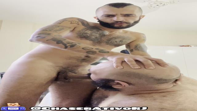 Esse gostou de me mamar