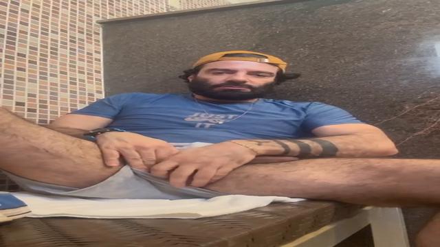 Hoje treinei perna pra gente brincar de upa upa cava...