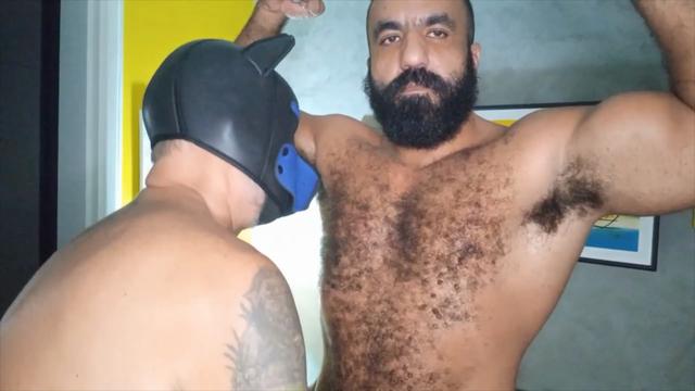Arab Muscle Bear - Parte 2 (Vídeo inédito - Agosto d...