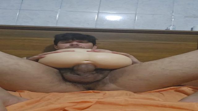 Passei a noite toda goonando fudendo plástico