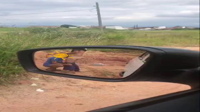 Mamando no mato