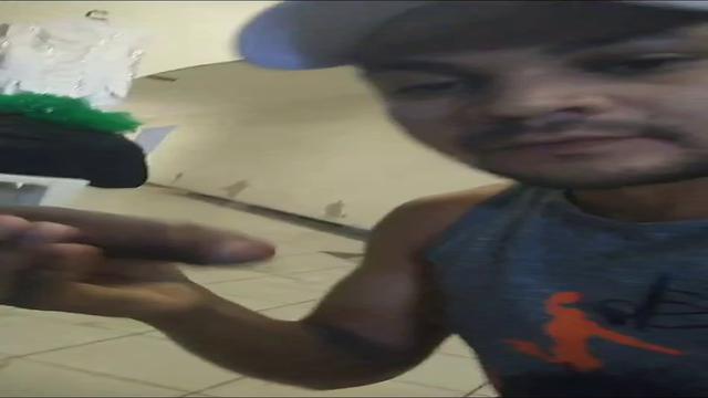 Mamei o irmão do entregador 