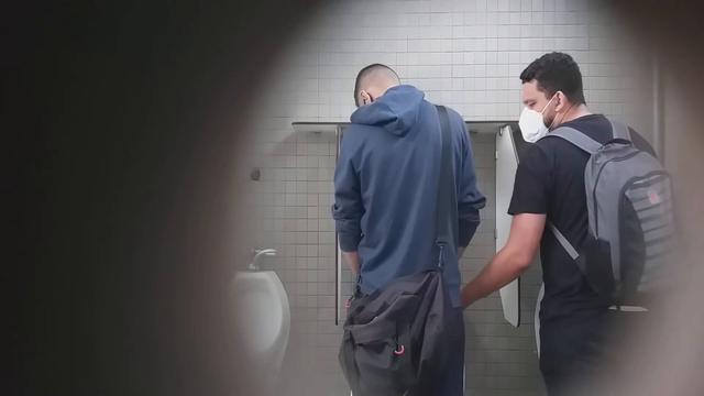Safados na putaria com mamada e pegada delicia