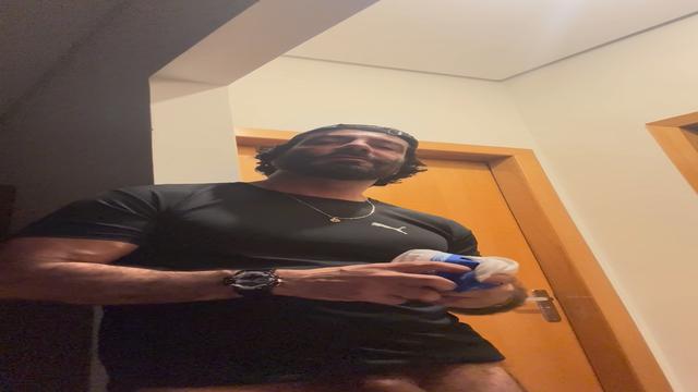 Bora pro banho? Se bem q tô mais cheiroso agora, se ...