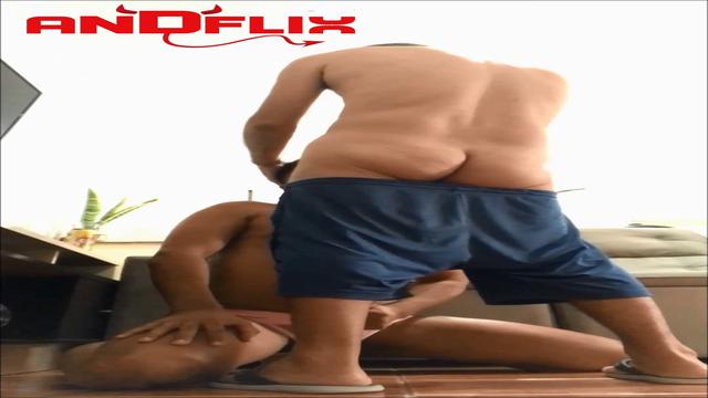 VIDEO LONGO PUTINHA DE MACHO 