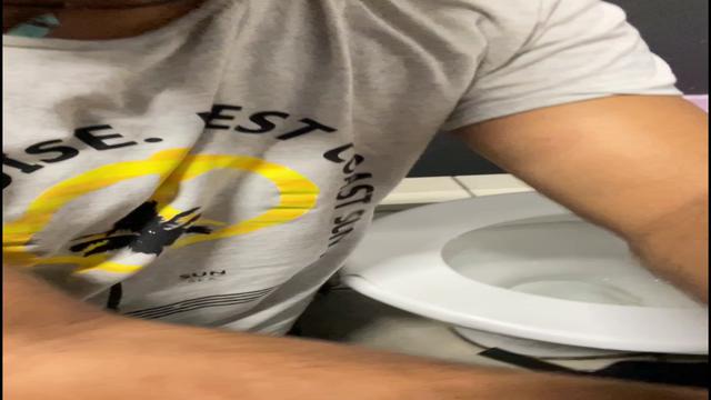 BANHEIRÃO - COM DOIS MACHOS NO BOX 