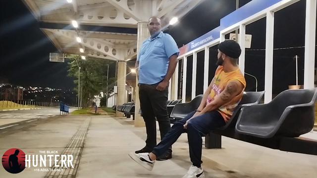 Sexo no ponto de ônibus vídeo 1