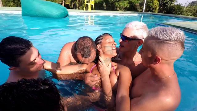 Meu tão esperado gangbang saiu!! 