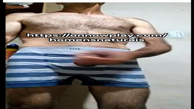 Maduro peludo com tesão - cueca top