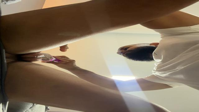 video 537 - puto nao se segurou e acabou gozando ant...