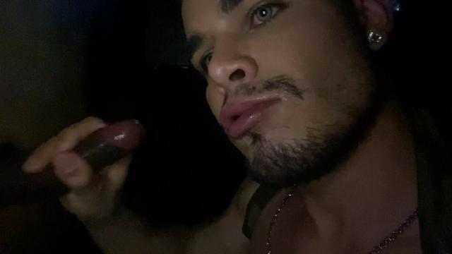 Full Video - Milk on GLORYHOLE 