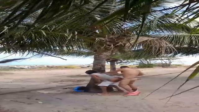 PRAIA - Dezembro 
