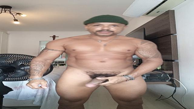 Sextou na BAHIA ??️. A Piroca ?do PRETUU está BABAND...