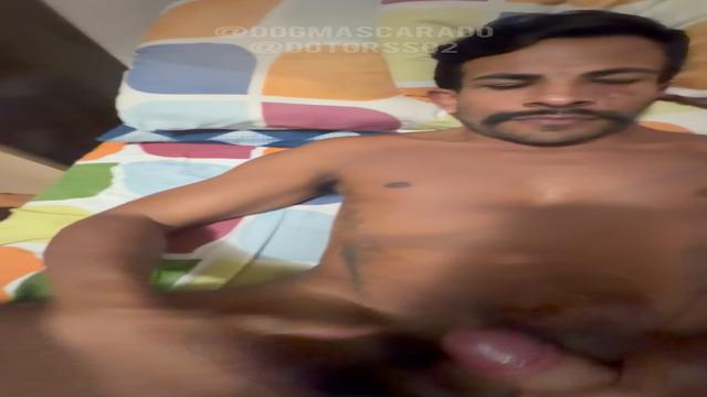 O cara tem o pau mais grosso que eu já vi