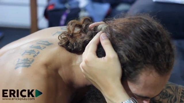 Puto Mamando Duas Rolas 