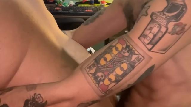 Tomou em pé e depois de frango