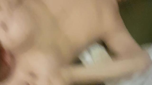 Fistando o cuzin do twink, enquanto ele goza @poquedotada