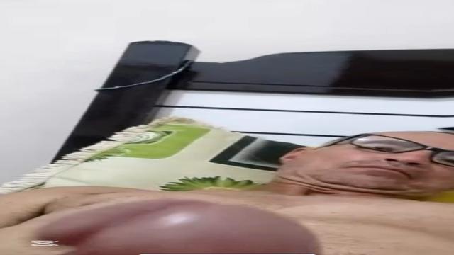 Aposentado magrinho 62 anos pau cabeçudo inédito em ...