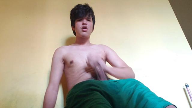 Batendo uma bem gostoso a luz do sol ate gozar