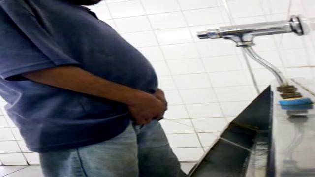 PISSING #320