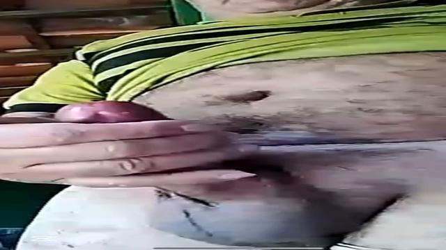 Primeira vez dele aqui de muitas que delícia de macho barrigudo peludo gozador demais inédito 59 anos 