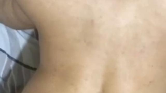 Magrinho pirocudo metendo com vontade ?