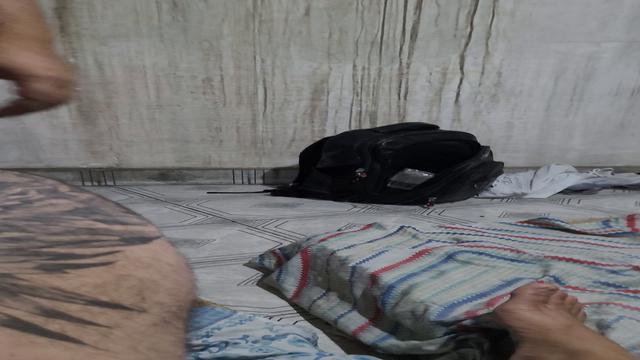 Uma pika no cu e outra na boca 