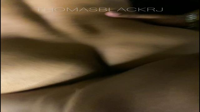 COMENDO UM VINZINHO  AMIGO MEU 