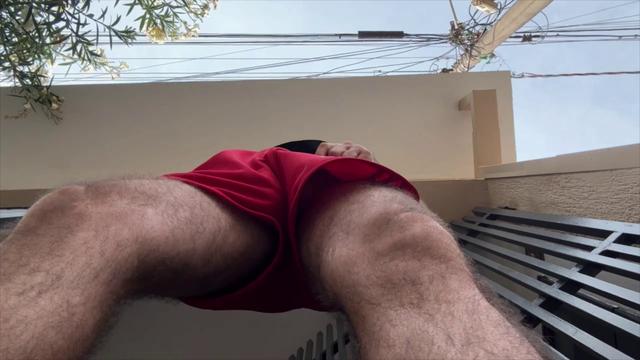 As vezes de fim de semana fico assim no portão de ca...