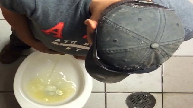 PISSING #425